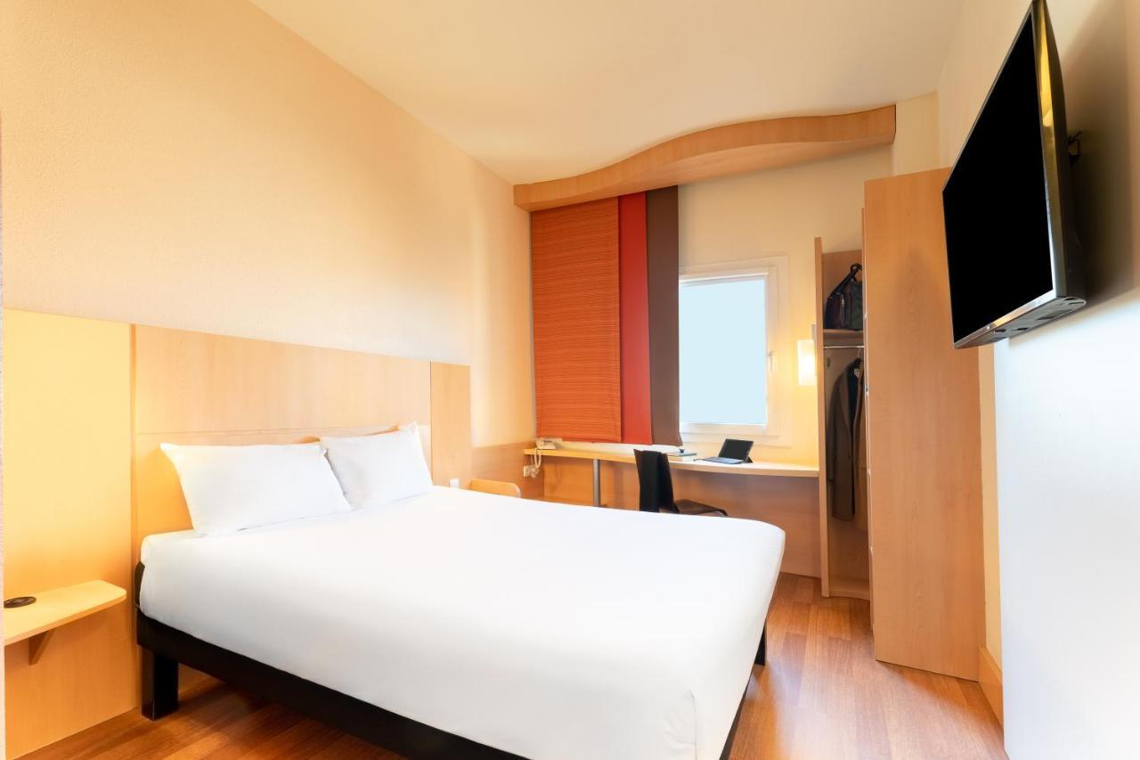 Ibis Calle Alcala * Madri