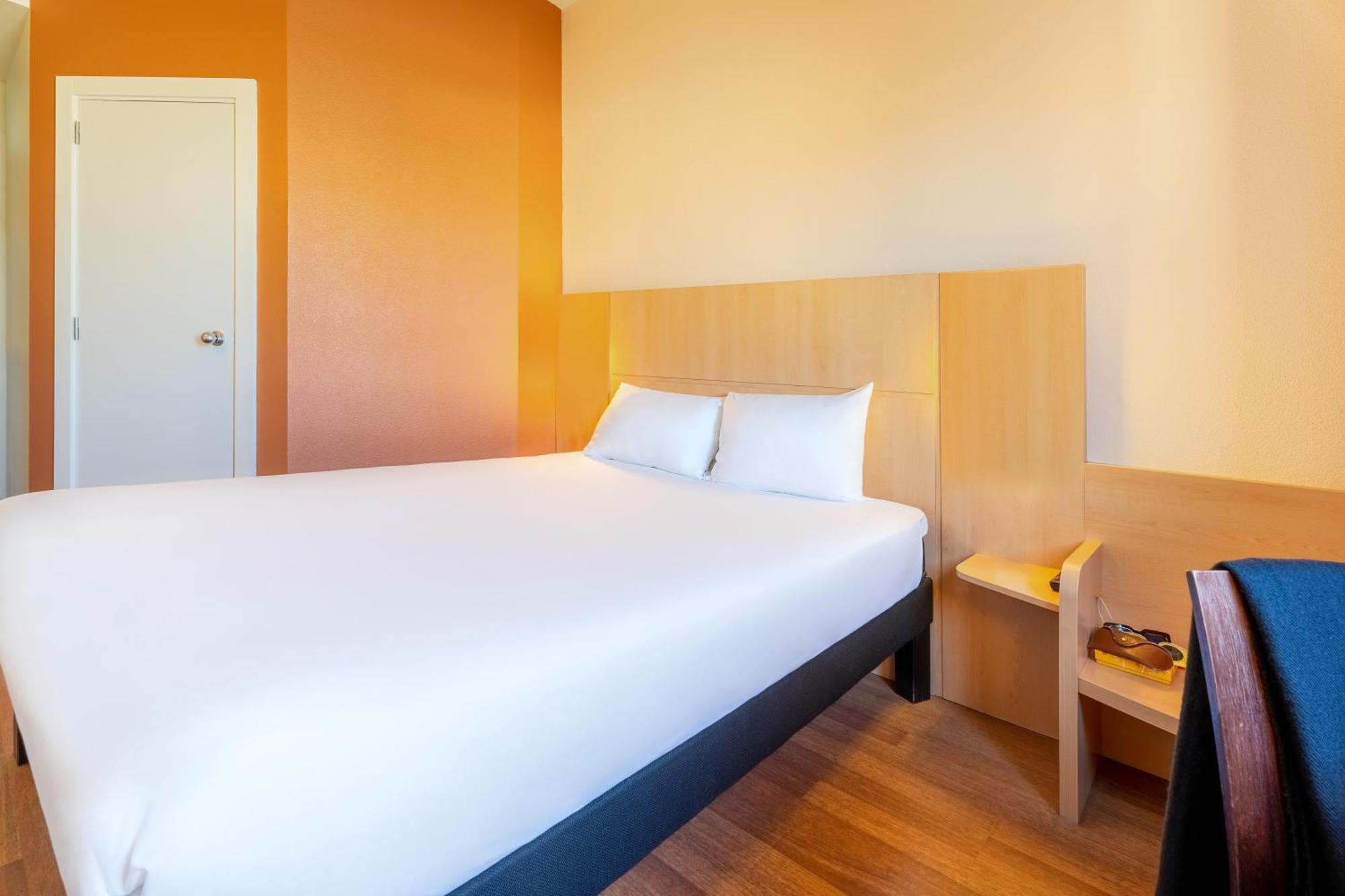 Ibis Calle Alcala * Madri